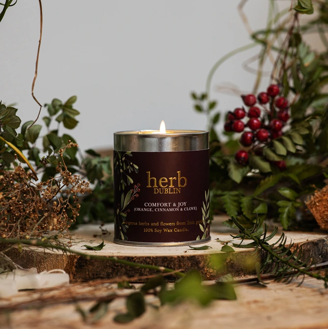 Herb Dublin Tin Candle Comfort And Joy