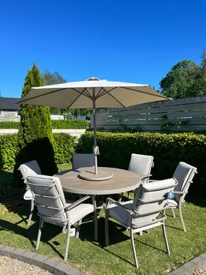 Palermo 6 Seat Set & 3M Parasol